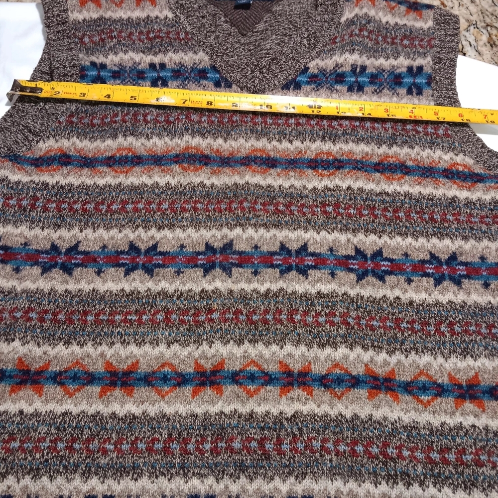 Mens vintage grandpa sweater vest 100%wool only one defect as pictured XXL - Picture 15 of 16